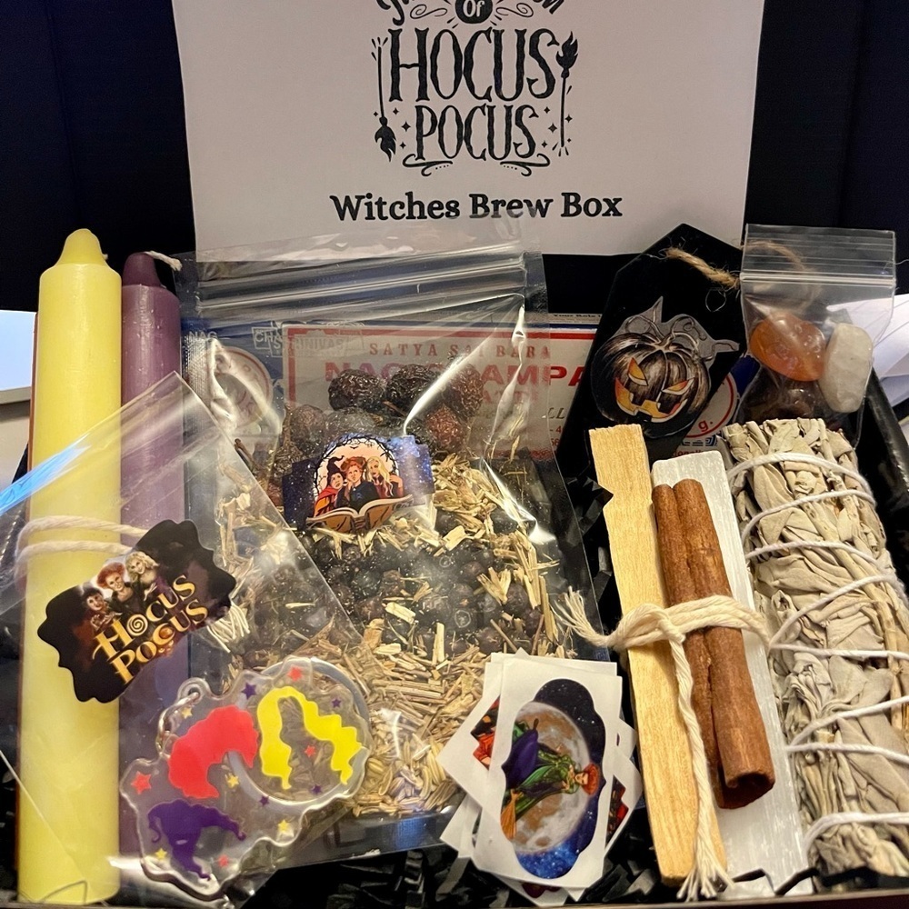 NWT Enchanting Hocus Pocus Themed Witch Box - Embrace Magic and Mystery!